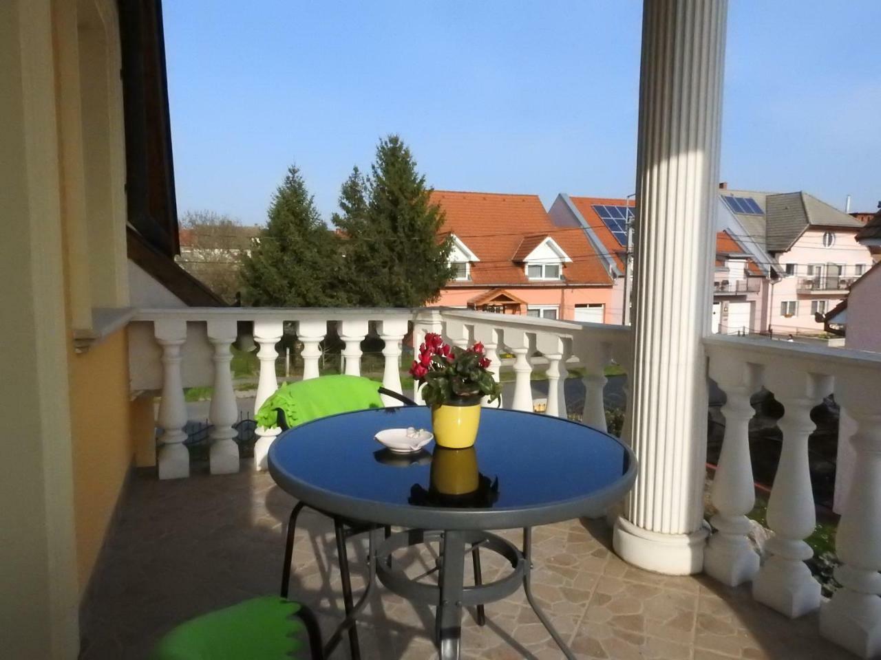 Georgina Apartman Harkány Exterior foto